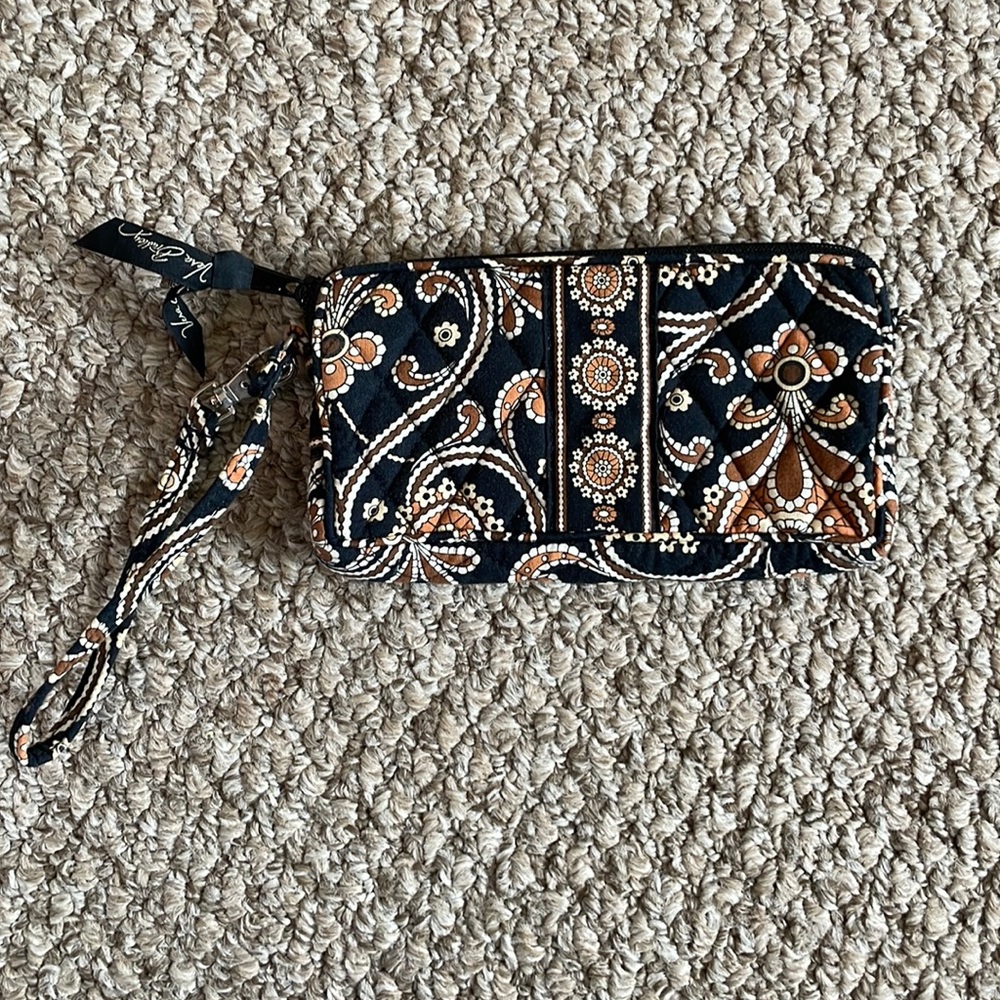 Vera Bradley wristlet- black and brown pattern